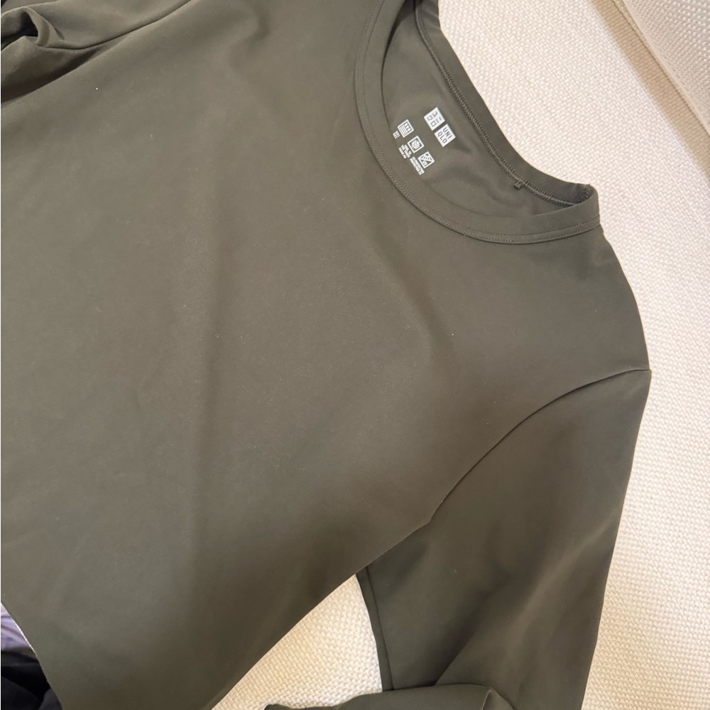 Uniqlo Olive Green Muscle Tee